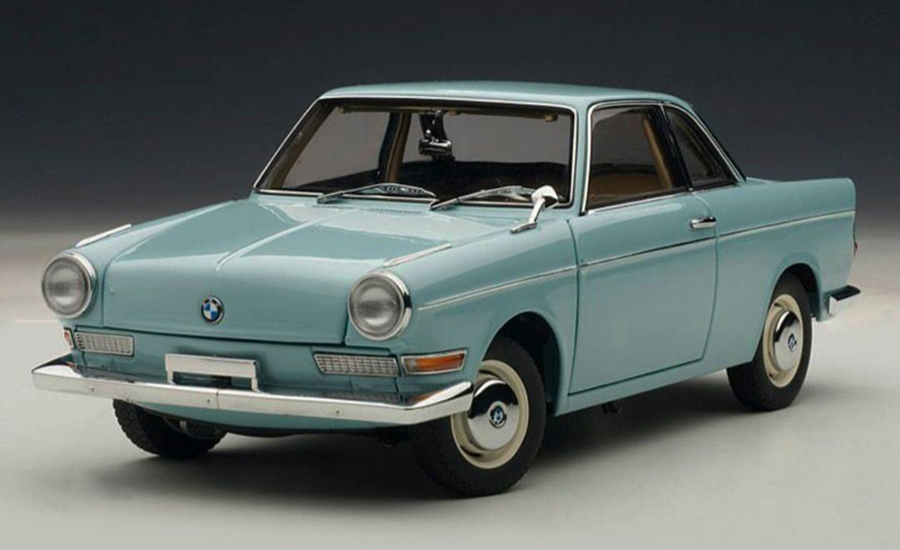 BMW 700 SPORT COUPE CERAMICBLUE 1:18 AUTOART