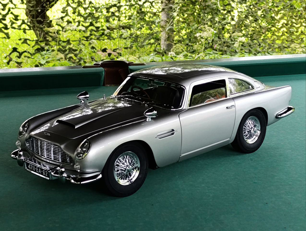 ASTON MARTIN DB5 АГЕНТ 007 JAMES BOND 1:8