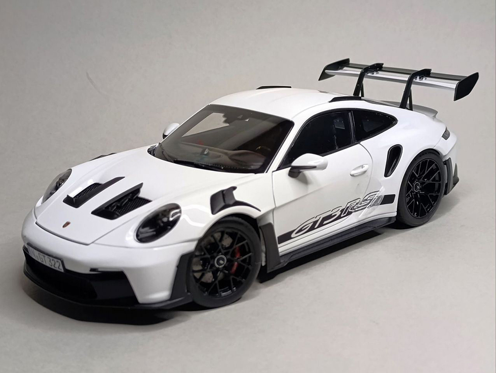 PORSCHE 911 GT3 RS - 2022 WHITE NOREV 1:18