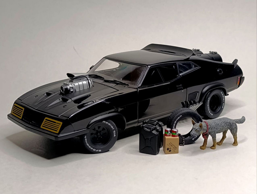 FORD FALCON MAD MAX 2 THE ROAD WARRIOR 1:18