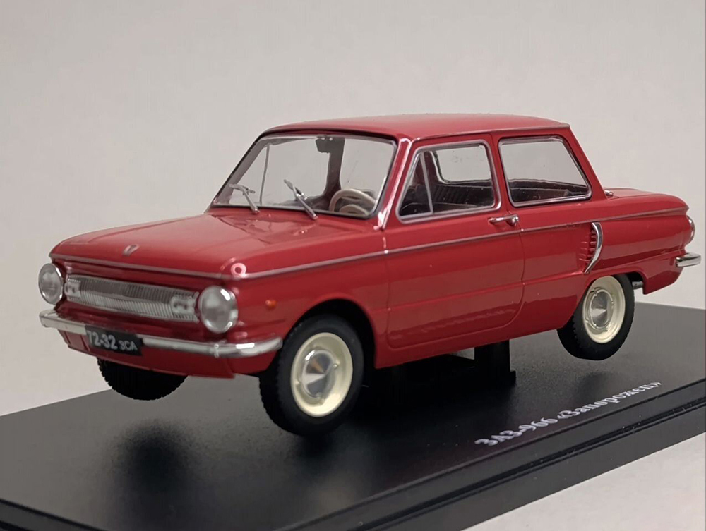 ЗАЗ 966 ЗАПОРОЖЕЦ 1967 HACHETTE 1:24