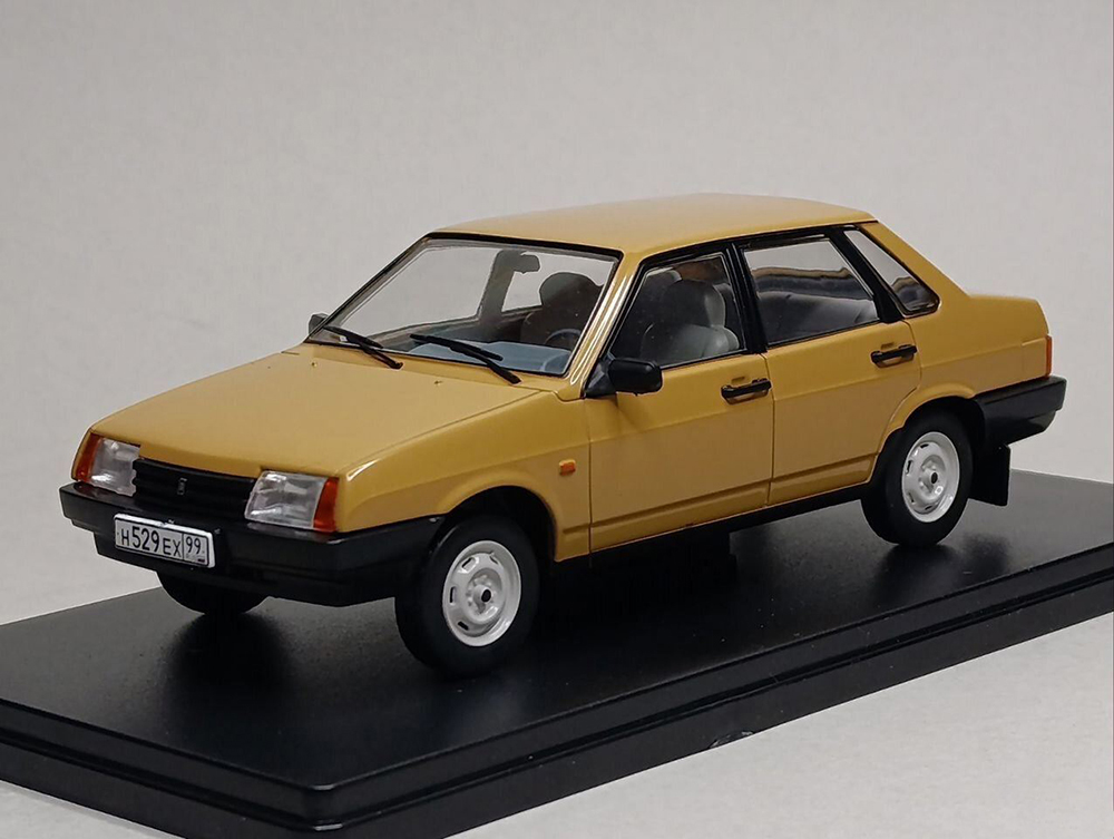 ВОЛЖСКИЙ АВТОМОБИЛЬ 21099 1990 HACHETTE 1:24