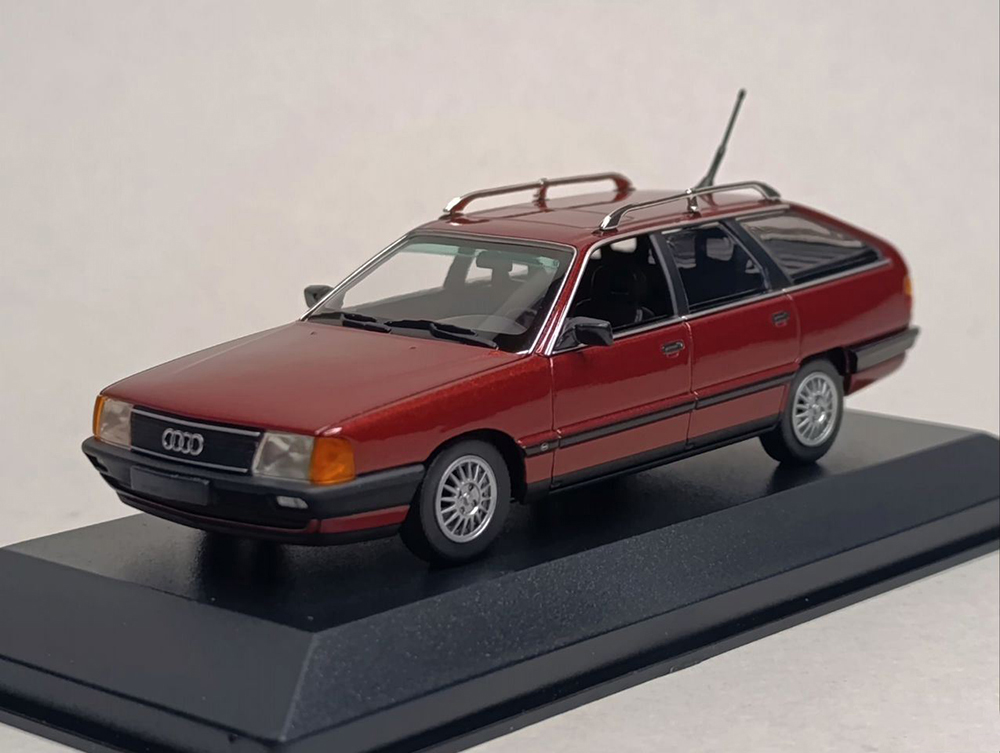 AUDI 100 AVANT (C3) 1990 MAXICHAMPS 1:43