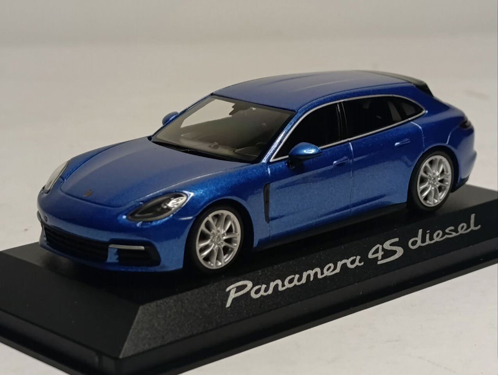 PORSCHE PANAMERA 4S DIESEL 1:43 MINICHAMPS