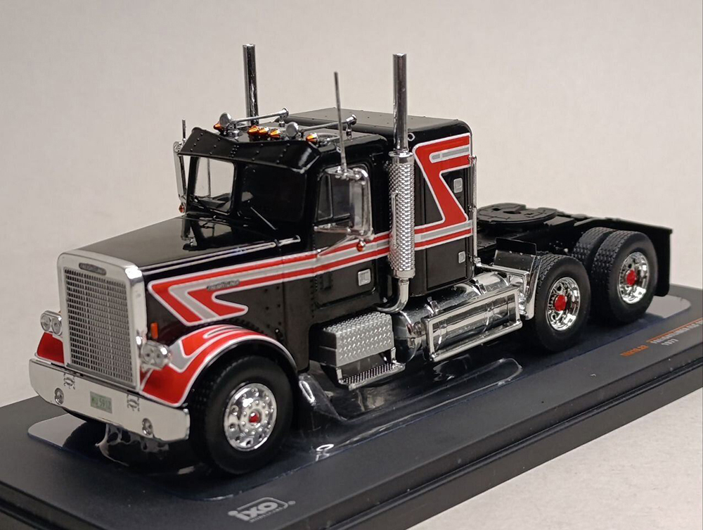 FREIGHTLINER FLC 120 64 T 1977 ТЯГАЧ IXO 1:43