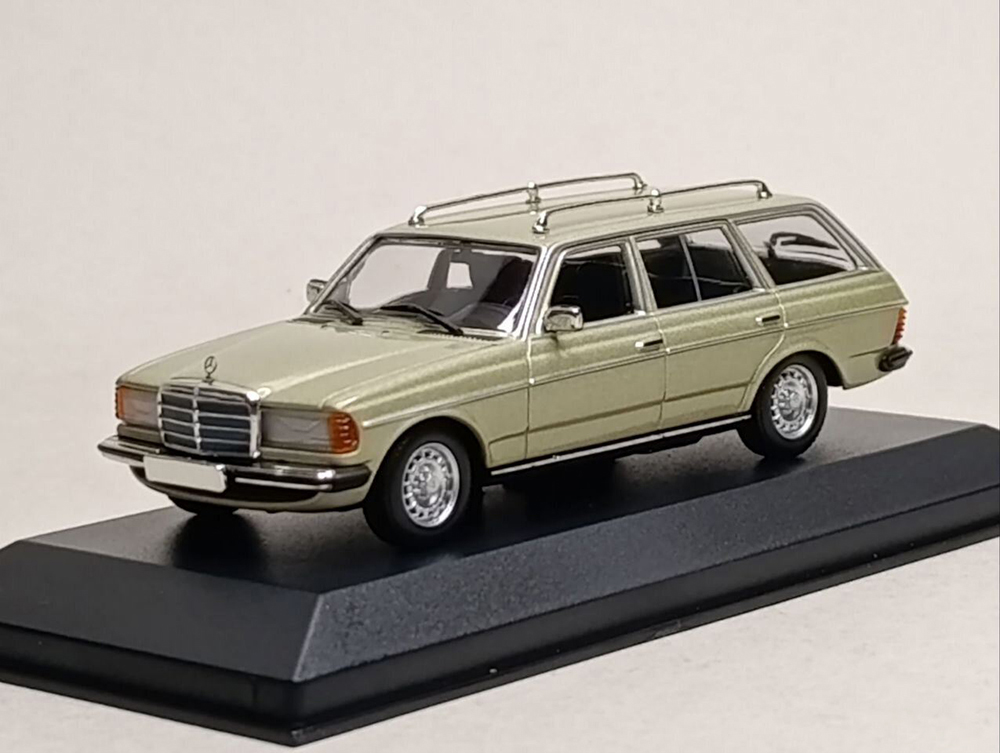 MERCEDES 230TE (W123) 1982 MAXICHAMPS 1:43