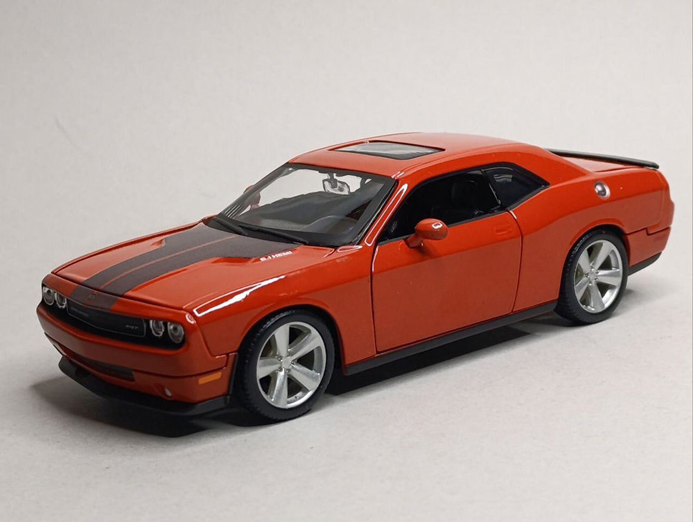 DODGE CHALLENGER SRT 2008 MAISTO 1:24