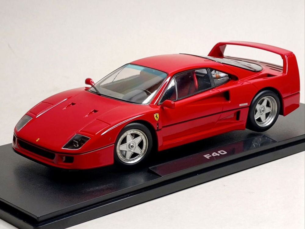 FERRARI F40 1987 (КРАСНЫЙ САЛОН) 1:18 KK SCALE
