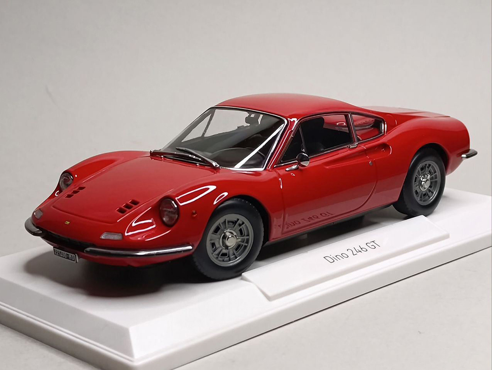 FERRARI DINO 246 GT 1968 NOREV 1:18