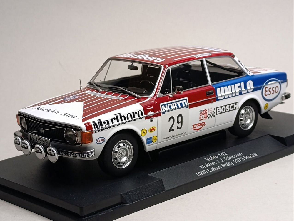 VOLVO 142 "1000 LAKES RALLY" 1973 MCG 1:18
