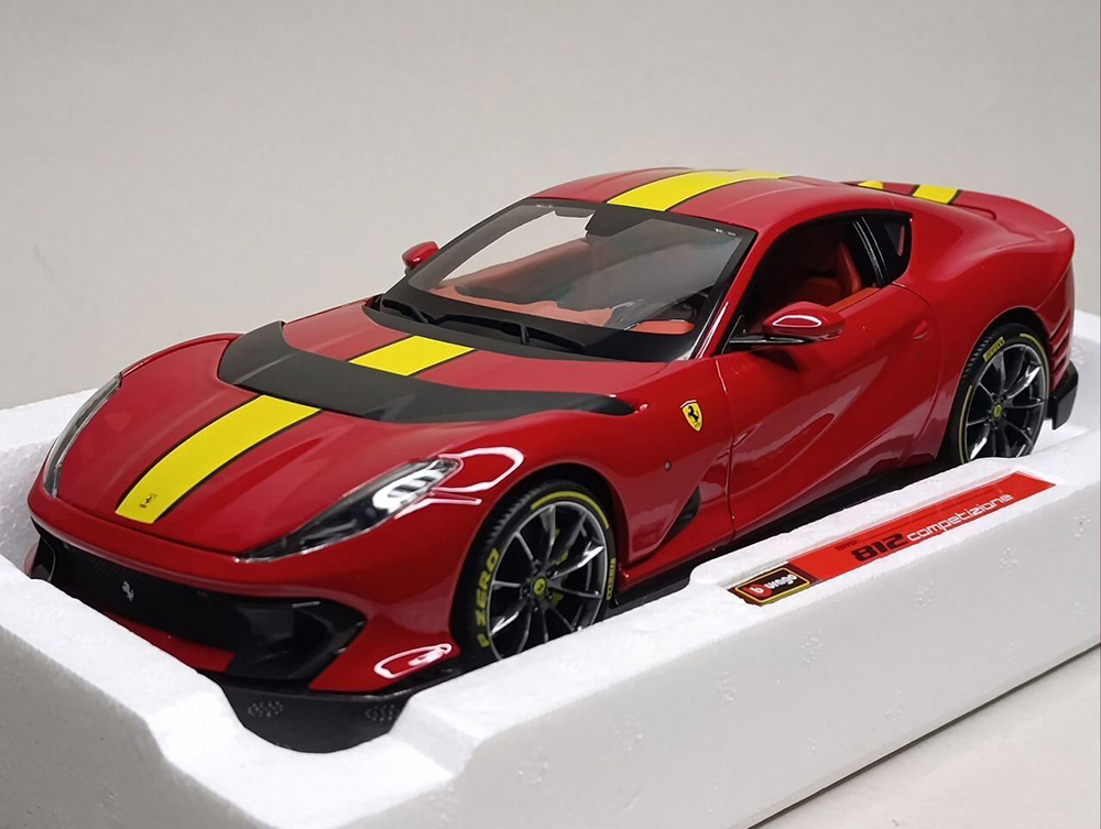 FERRARI 812 COMPETIZIONE 2021 1:18 BBURAGO