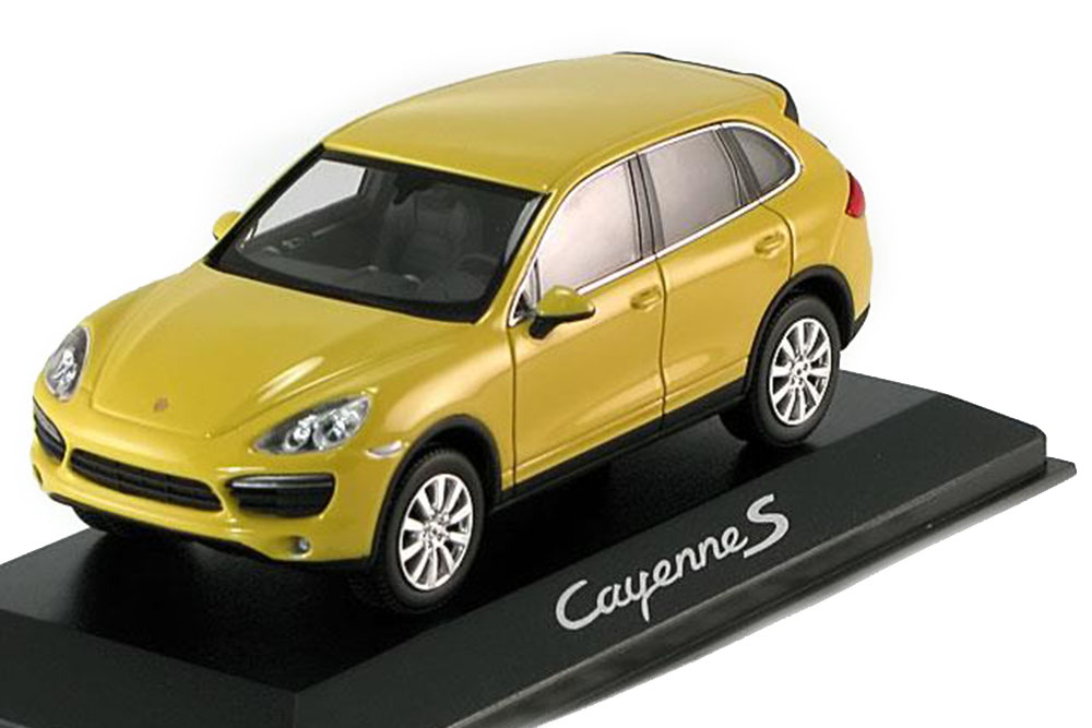 PORSCHE CAYENE S SAND YELLOW
