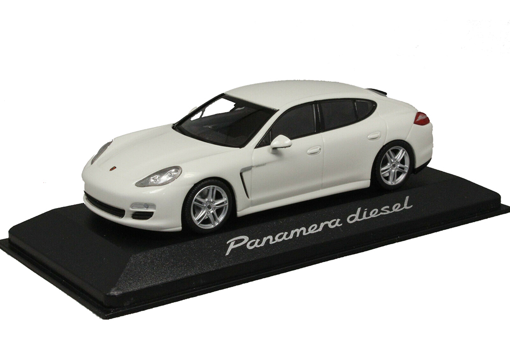 PORSCHE PANAMERA DIESEL 2012 CARRERA WHITE