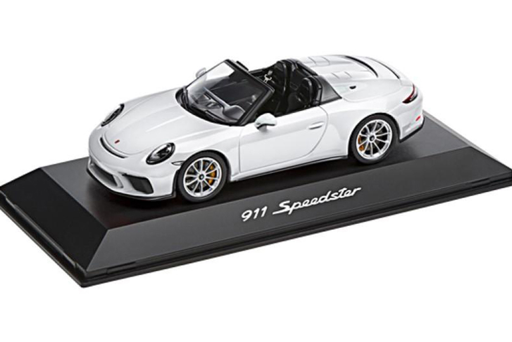 PORSCHE 911 (991-2) SPEEDSTER 2019 WHITE