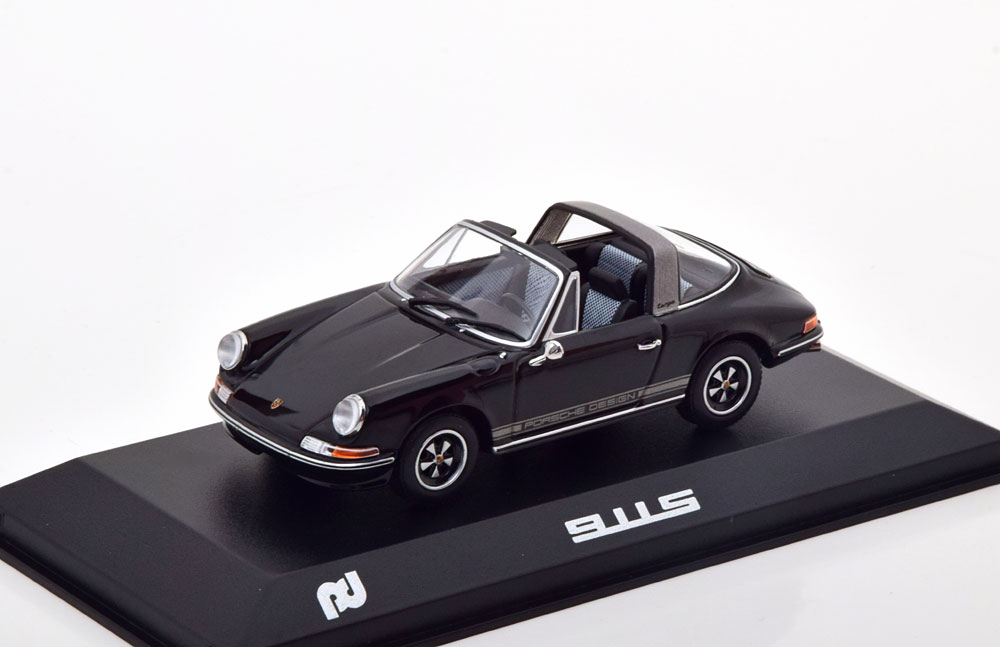 PORSCHE 911 S 2.4 TARGA 1972 BLACK