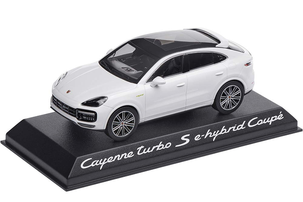 PORSCHE CAYENNE TURBO S E-HYDBRID COUPE / ПОРШЕ КАЙЕН ТУРБО S E-HYDBRID КУПЕ
