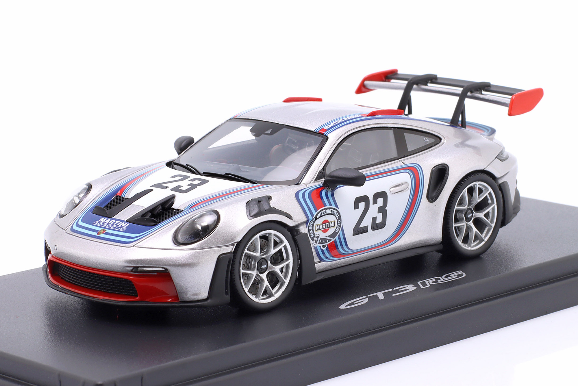 PORSCHE 911 (992) GT3 RS SPECIAL REQUEST YEAR 2024 SILVER/RED/BLUE / ПОРШЕ 911 (992) GT3 RS ИНДИВИДУАЛЬНЫЙ ЗАКАЗ 2024 СЕРЕБРИСТЫЙ С КРАСНЫМ И СИНИМ