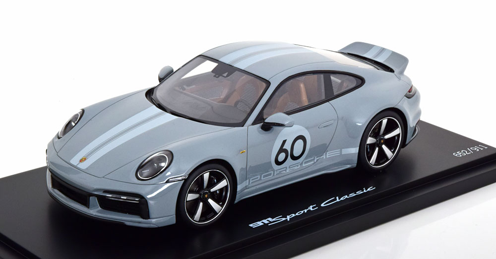 PORSCHE 911 (992) SPORT CLASSIC WITH SHOWCASE 2022 LIGHT GREY