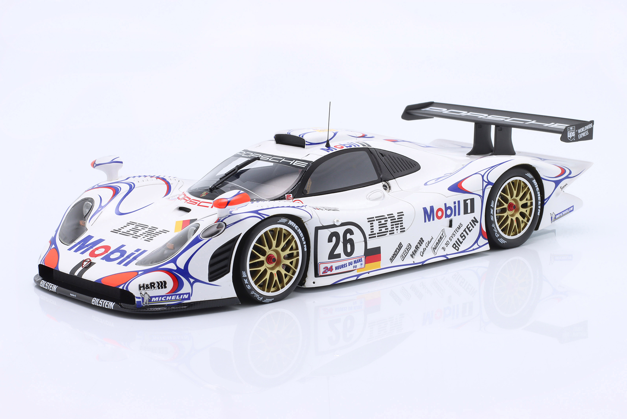 PORSCHE 911 GT1 #26 WINNER 24H LEMANS 1998 MCNISH, AIELLO, ORTELLI