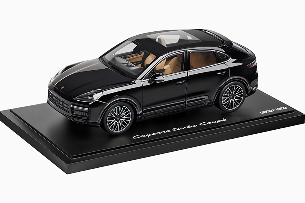 PORSCHE CAYENNE (E3) TURBO COUPE 2021 DEEP BLACK LIMITED EDITION 1000