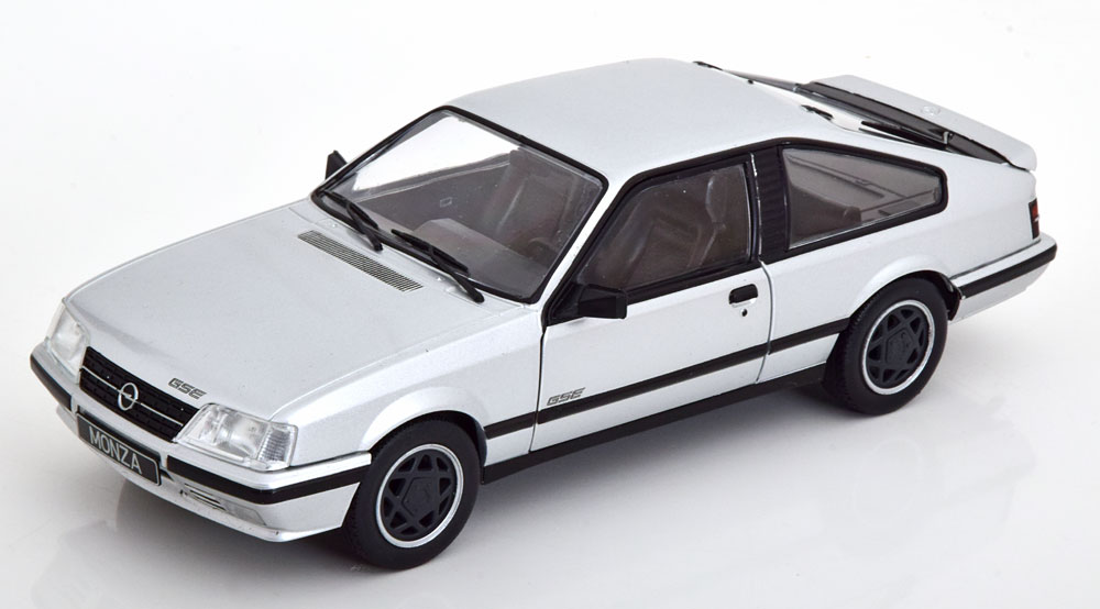 OPEL MONZA A2 GSE SILVER