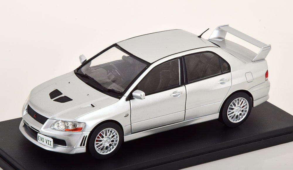 MITSUBISHI LANCER EVO 7 SILVER