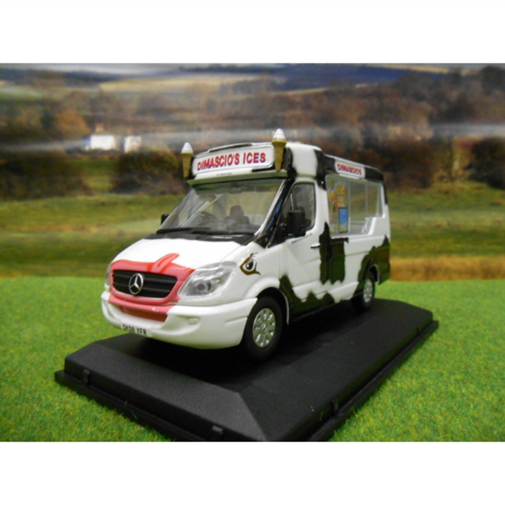 MERCEDES-BENZ SPRINTER VAN DIMASCIOS ICE CREAM WHITBY MONDIAL 2014