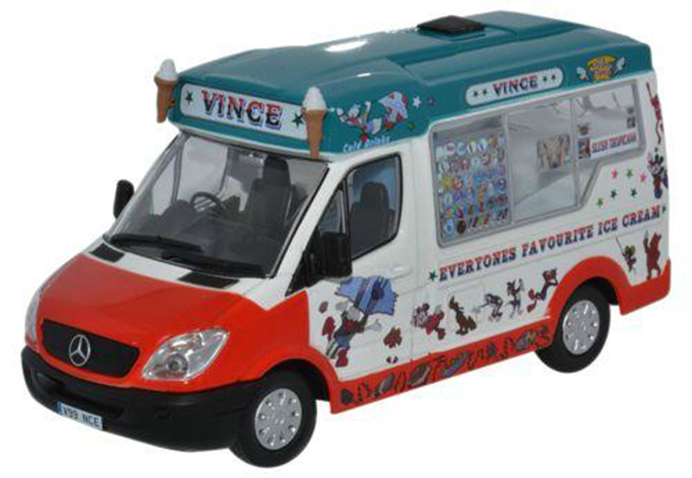 MERCEDES-BENZ SPRINTER VAN VINCE ICE CREAM WHITBY MONDIAL 2015