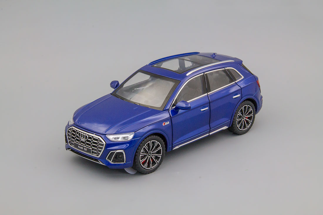 AUDI Q5 45 TFSI, СИНИЙ, 205Х85 ММ. (БЕЗ УПАКОВКИ)