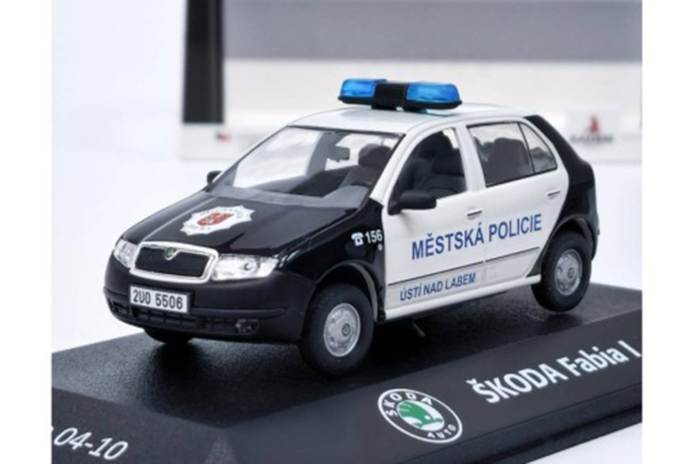SKODA FABIA I (1999) ПОЛИЦИЯ / ШКОДА ФАБИА ЧЕРНЫЙ
