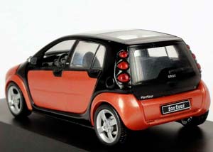 SMART FORFOUR 2004 (W454) FLAME RED (КРАСНЫЙ МЕТАЛЛИК С ЧЕРНЫМ) — фото 2