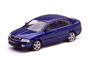 SKODA OCTAVIA 2004 СИНИЙ МЕТАЛЛИК
