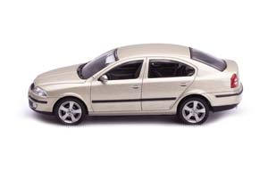 SKODA OCTAVIA (2004) SAHARA BEIGE — фото 5