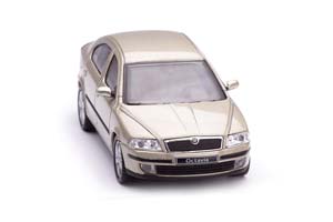 SKODA OCTAVIA (2004) SAHARA BEIGE — фото 7