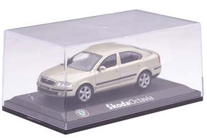 SKODA OCTAVIA (2004) SAHARA BEIGE — фото 11