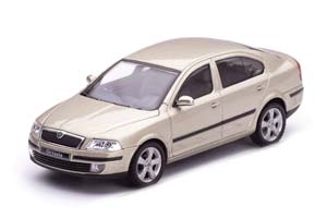 SKODA OCTAVIA (2004) SAHARA BEIGE