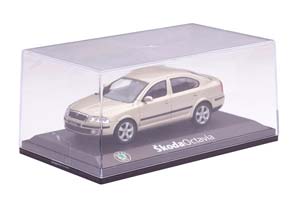 SKODA OCTAVIA 2004 БЕЖЕВЫЙ МЕТАЛЛИК — фото 10