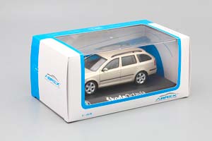 SKODA OCTAVIA COMBI 2004 SAHARA BEIGE METALLIC / ШКОДА ОКТАВИЯ КОМБИ 2004 САХАРА БЕЖЕВЫЙ МЕТАЛЛИК — фото 3