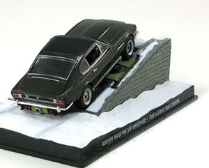 ASTON MARTIN V8 VANTAGE JAMES BOND THE LIVING DAYLIGHTS ANTRACIT — фото 2