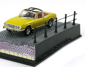 TRIUMPH STAG JAMES BOND DIAMONDS ARE FOREVER YELLOW