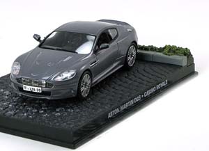 ASTON MARTIN DBS JAMES BOND CASINO ROYALE GREYMETALLIC — фото 1