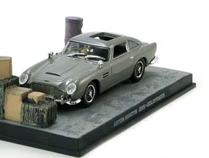 ASTON MARTIN DB5 JAMES BOND GOLDFINGER GREYMETALLIC