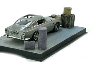 ASTON MARTIN DB5 JAMES BOND GOLDFINGER GREYMETALLIC — фото 2