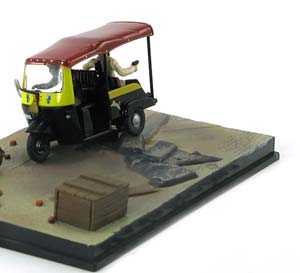 TUK TUK BLACK YELLOW