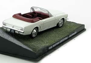 FORD MUSTANG CONVERTIBLE JAMES BOND GOLDFINGER WHITE — фото 2