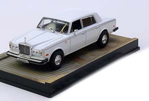 ROLLS-ROYCE SILVER SHADOW II JAMES BOND THE WORLD IS NOT ENOUGH WHITE
