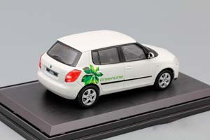 SKODA FABIA II WHITE / SKODA FABIA II БЕЛАЯ — фото 2