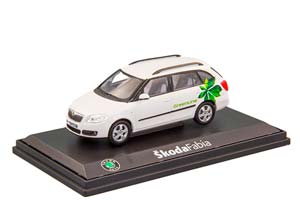 SKODA FABIA II COMBI (2007) WHITE GREEN LINE — фото 1