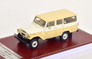 TOYOTA FJ45LV LAND CRUISER 1963-1967 CREME WHITE