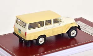 TOYOTA FJ45LV LAND CRUISER 1963-1967 CREME WHITE — фото 2